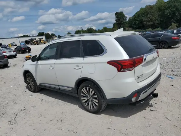 JA4AZ3A38LZ037893 2020 MITSUBISHI OUTLANDER - Image 2