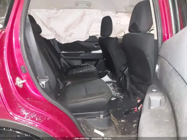 JA4AZ3A38LZ040020 2020 MITSUBISHI OUTLANDER - Image 8