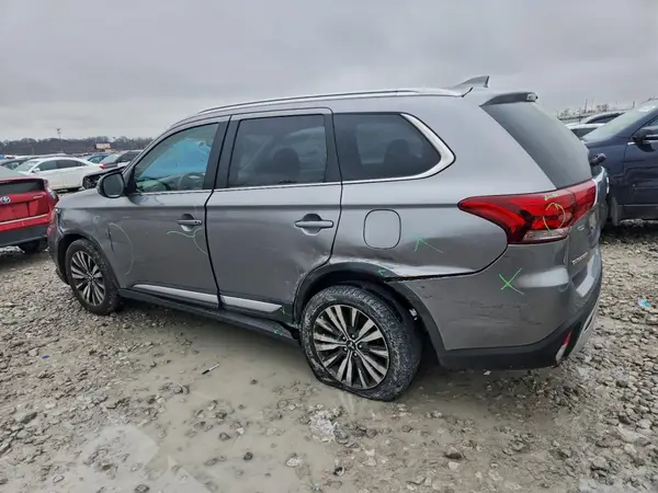 JA4AZ3A38LZ040292 2020 MITSUBISHI OUTLANDER - Image 2