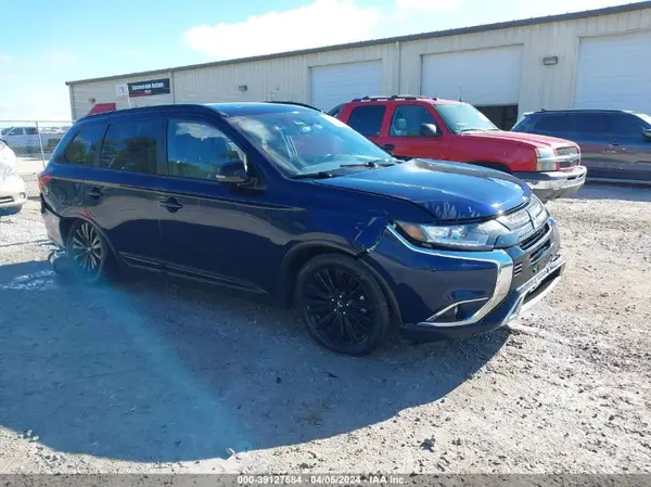 JA4AZ3A38LZ043130 2020 MITSUBISHI OUTLANDER - Image 1