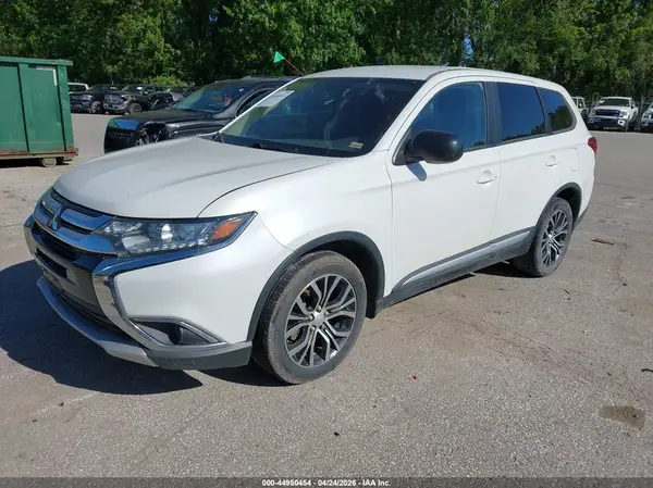 JA4AZ3A39GZ018629 2016 MITSUBISHI OUTLANDER - Image 2