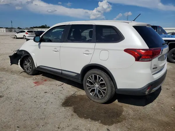JA4AZ3A39GZ019747 2016 MITSUBISHI OUTLANDER - Image 2
