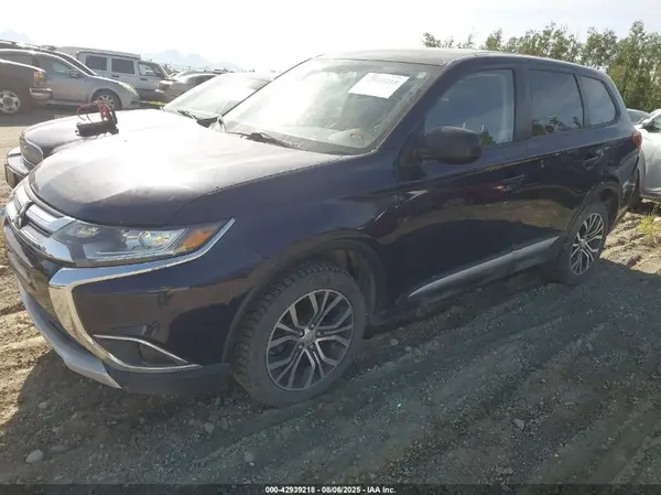 JA4AZ3A39GZ041862 2016 MITSUBISHI OUTLANDER - Image 2