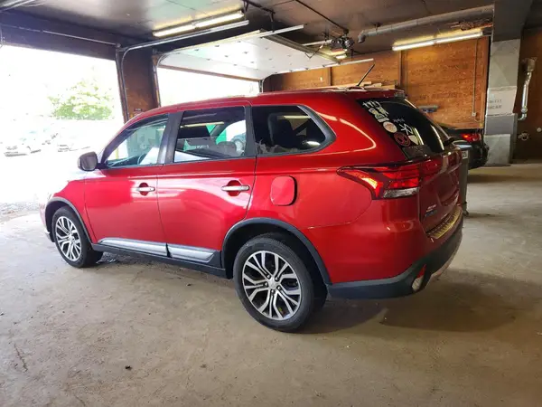 JA4AZ3A39GZ044292 2016 MITSUBISHI OUTLANDER - Image 2