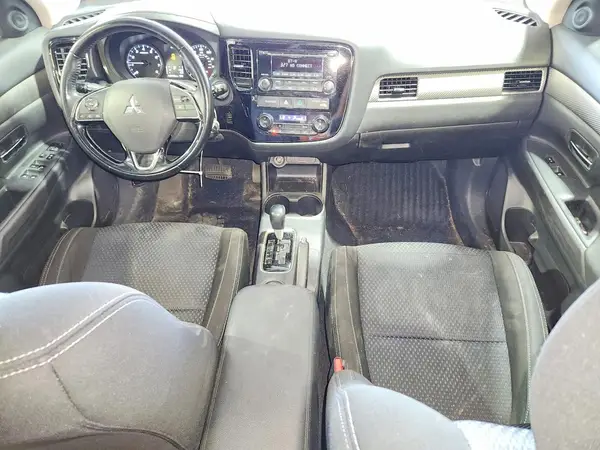 JA4AZ3A39GZ044292 2016 MITSUBISHI OUTLANDER - Image 8