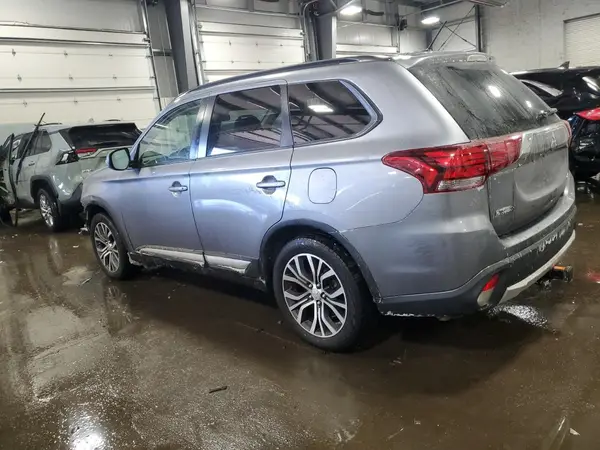JA4AZ3A39GZ056846 2016 MITSUBISHI OUTLANDER - Image 2