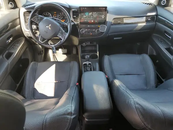 JA4AZ3A39GZ059648 2016 MITSUBISHI OUTLANDER - Image 8