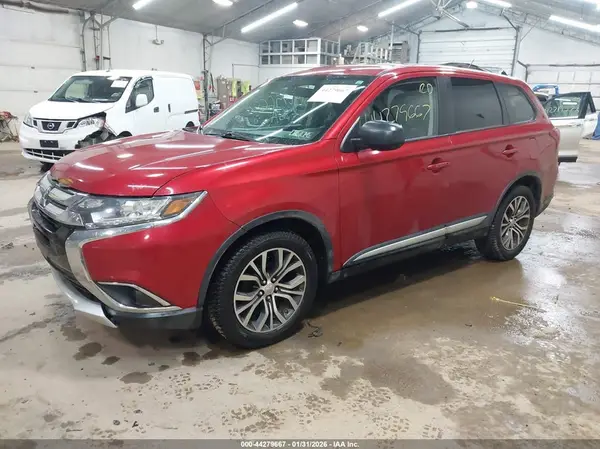 JA4AZ3A39GZ062971 2016 MITSUBISHI OUTLANDER - Image 2