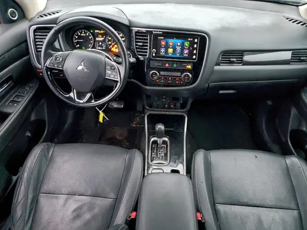 JA4AZ3A39HZ059831 2017 MITSUBISHI OUTLANDER - Image 8