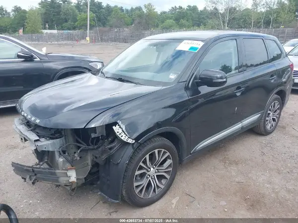 JA4AZ3A39HZ065435 2017 MITSUBISHI OUTLANDER - Image 2