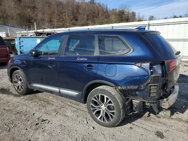 JA4AZ3A39JJ000945 2018 MITSUBISHI OUTLANDER - Image 2