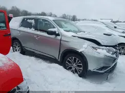 JA4AZ3A39JJ005501 2018 MITSUBISHI OUTLANDER