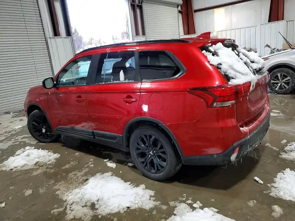 JA4AZ3A39JZ019089 2018 MITSUBISHI OUTLANDER - Image 2