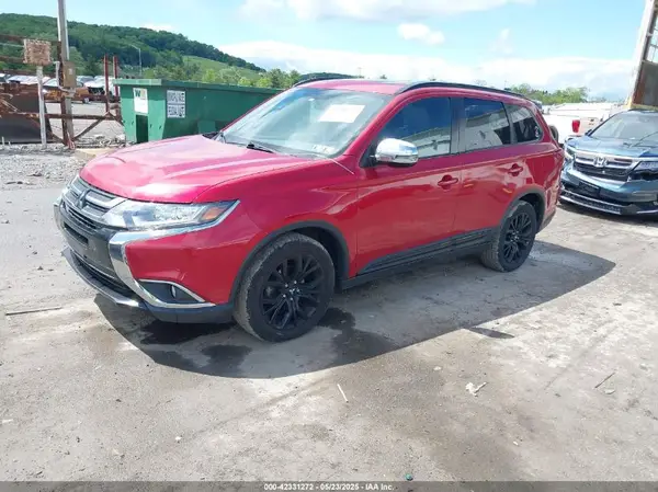 JA4AZ3A39JZ032862 2018 MITSUBISHI OUTLANDER - Image 2