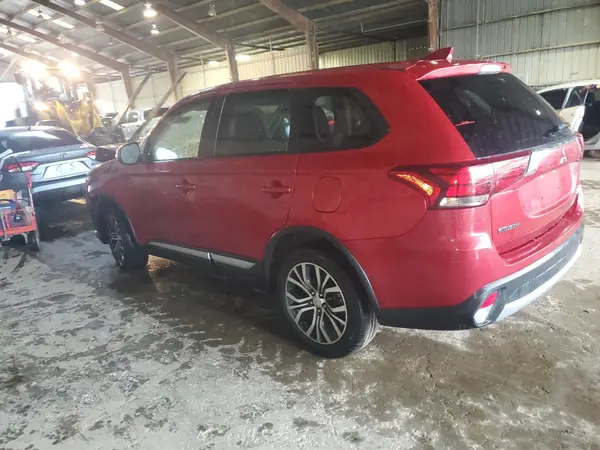 JA4AZ3A39JZ039200 2018 MITSUBISHI OUTLANDER - Image 2