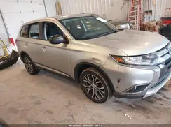 JA4AZ3A39JZ041786 2018 MITSUBISHI OUTLANDER