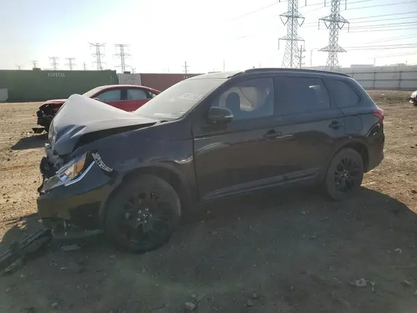JA4AZ3A39JZ044591 2018 MITSUBISHI OUTLANDER - Image 1