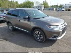 JA4AZ3A39JZ049869 2018 MITSUBISHI OUTLANDER