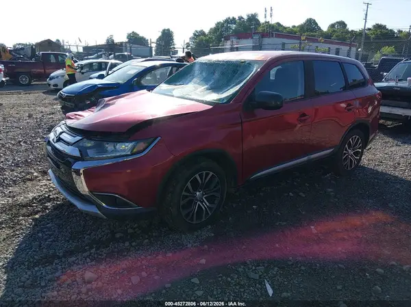 JA4AZ3A39JZ056935 2018 MITSUBISHI OUTLANDER - Image 2