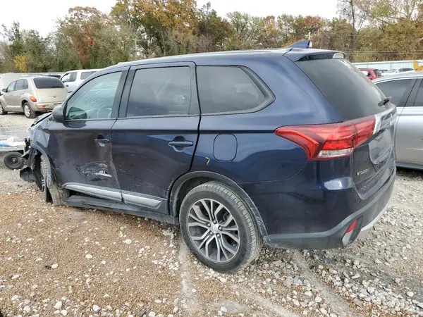 JA4AZ3A39JZ062492 2018 MITSUBISHI OUTLANDER - Image 2