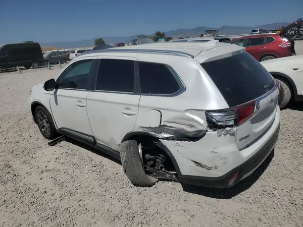 JA4AZ3A39JZ064176 2018 MITSUBISHI OUTLANDER - Image 2