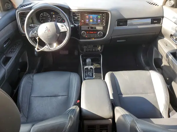 JA4AZ3A39KJ001630 2019 MITSUBISHI OUTLANDER - Image 8