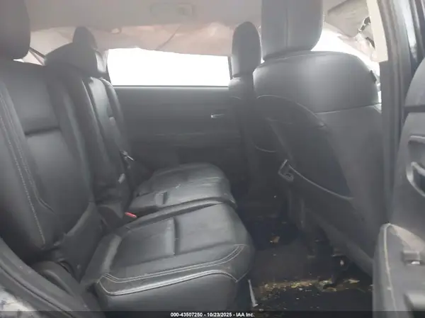 JA4AZ3A39KZ004223 2019 MITSUBISHI OUTLANDER - Image 8