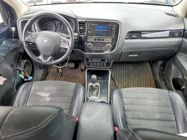JA4AZ3A39KZ004383 2019 MITSUBISHI OUTLANDER - Image 8