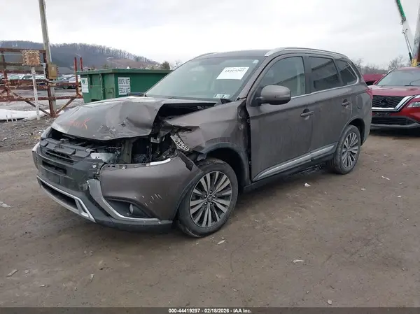 JA4AZ3A39KZ006473 2019 MITSUBISHI OUTLANDER - Image 2