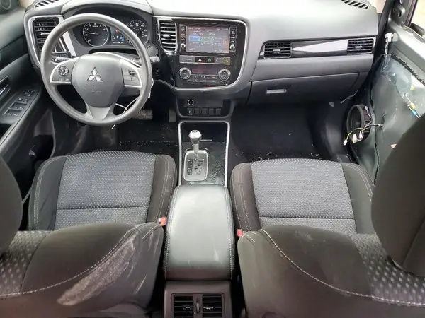 JA4AZ3A39KZ011088 2019 MITSUBISHI OUTLANDER - Image 8