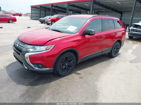 JA4AZ3A39KZ025542 2019 MITSUBISHI OUTLANDER - Image 2