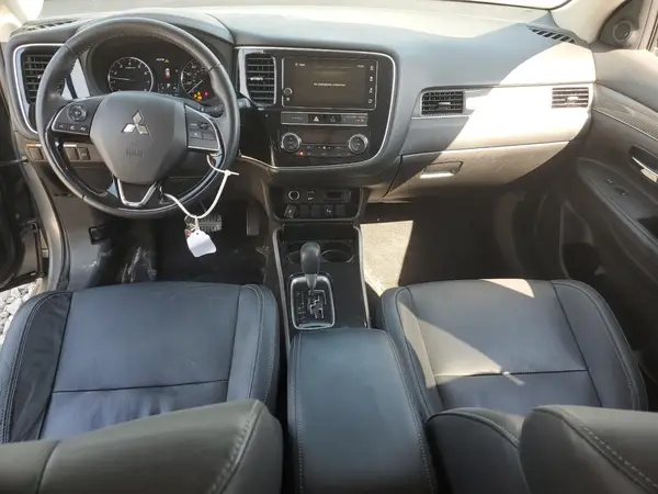JA4AZ3A39KZ026948 2019 MITSUBISHI OUTLANDER - Image 8