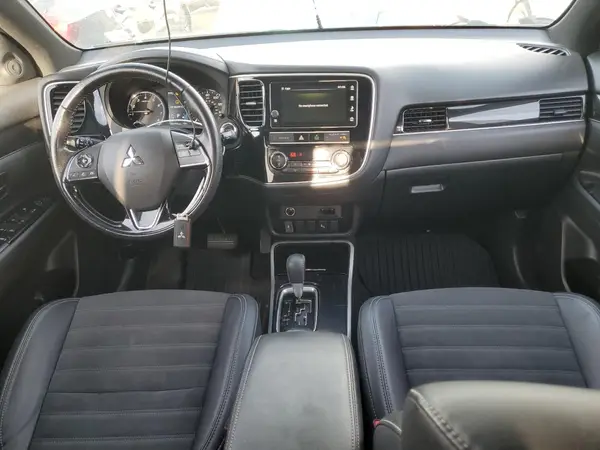 JA4AZ3A39KZ029493 2019 MITSUBISHI OUTLANDER - Image 8