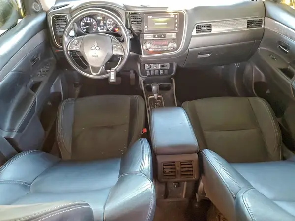 JA4AZ3A39KZ030840 2019 MITSUBISHI OUTLANDER - Image 8