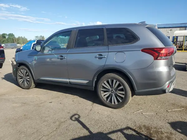 JA4AZ3A39KZ033561 2019 MITSUBISHI OUTLANDER - Image 2