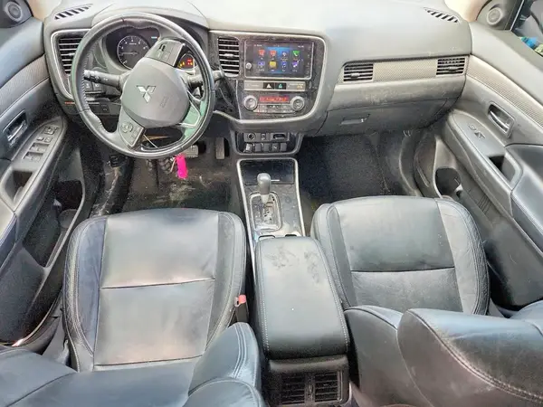 JA4AZ3A39KZ039246 2019 MITSUBISHI OUTLANDER - Image 8