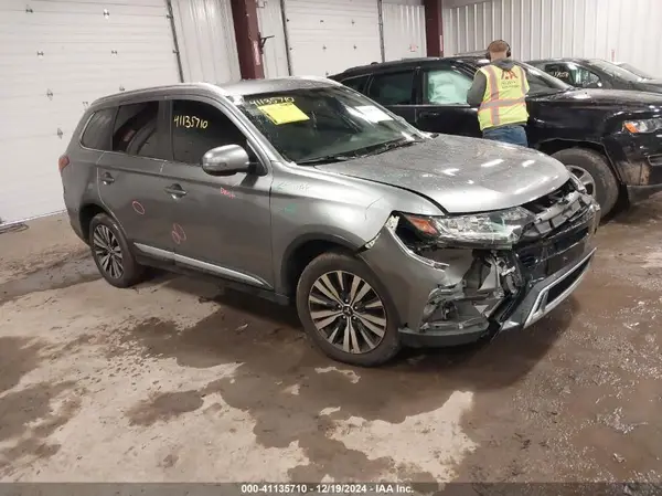 JA4AZ3A39KZ040459 2019 MITSUBISHI OUTLANDER - Image 1