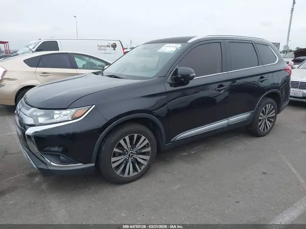 JA4AZ3A39KZ040591 2019 MITSUBISHI OUTLANDER - Image 2