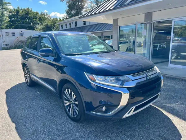 JA4AZ3A39KZ041143 2019 MITSUBISHI OUTLANDER - Image 1