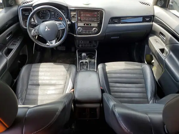 JA4AZ3A39KZ044236 2019 MITSUBISHI OUTLANDER - Image 8
