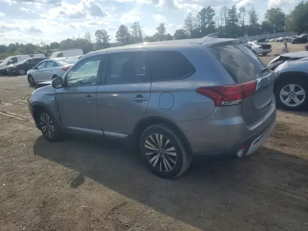 JA4AZ3A39KZ045046 2019 MITSUBISHI OUTLANDER - Image 2