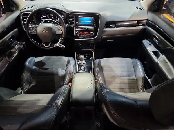 JA4AZ3A39KZ046925 2019 MITSUBISHI OUTLANDER - Image 8