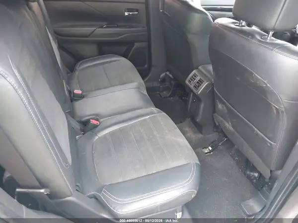 JA4AZ3A39KZ052353 2019 MITSUBISHI OUTLANDER - Image 8