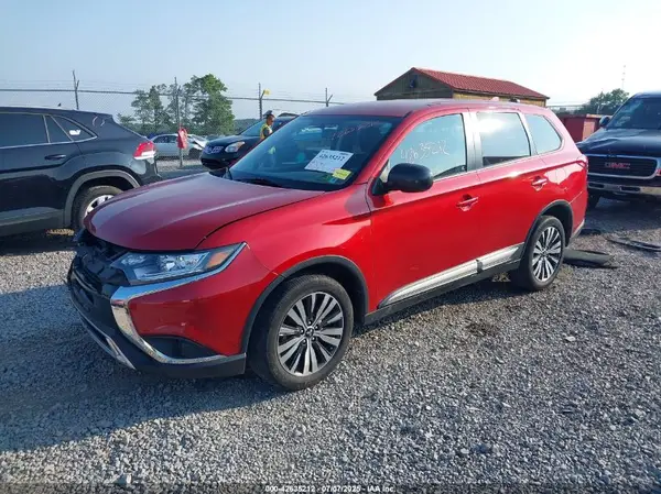 JA4AZ3A39KZ054040 2019 MITSUBISHI OUTLANDER - Image 2