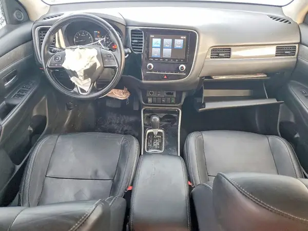 JA4AZ3A39LZ020522 2020 MITSUBISHI OUTLANDER - Image 8