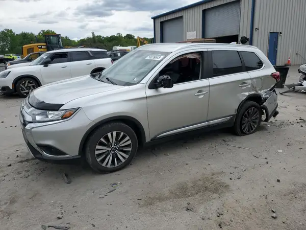 JA4AZ3A39LZ024263 2020 MITSUBISHI OUTLANDER - Image 1