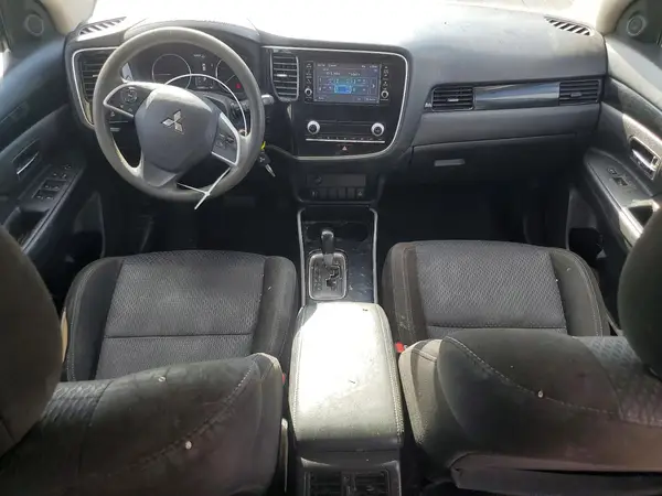 JA4AZ3A39LZ026014 2020 MITSUBISHI OUTLANDER - Image 8