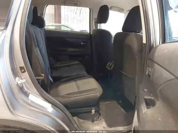 JA4AZ3A39LZ026479 2020 MITSUBISHI OUTLANDER - Image 8
