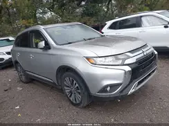 JA4AZ3A39LZ030757 2020 MITSUBISHI OUTLANDER