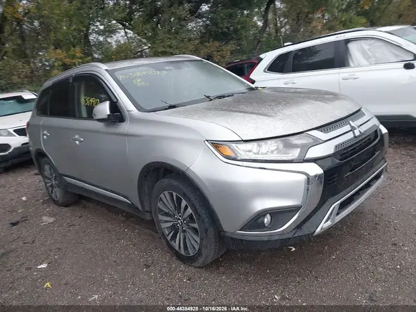 JA4AZ3A39LZ030757 2020 MITSUBISHI OUTLANDER - Image 1